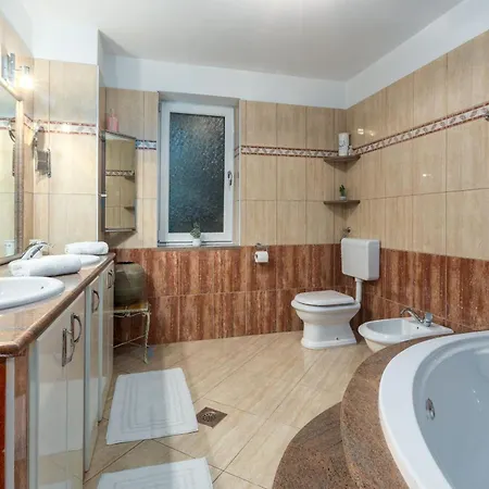 Apartamento Dino In Mit Grosser Terrasse *